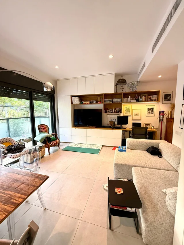 רחובות הנהר 3, רמת גן